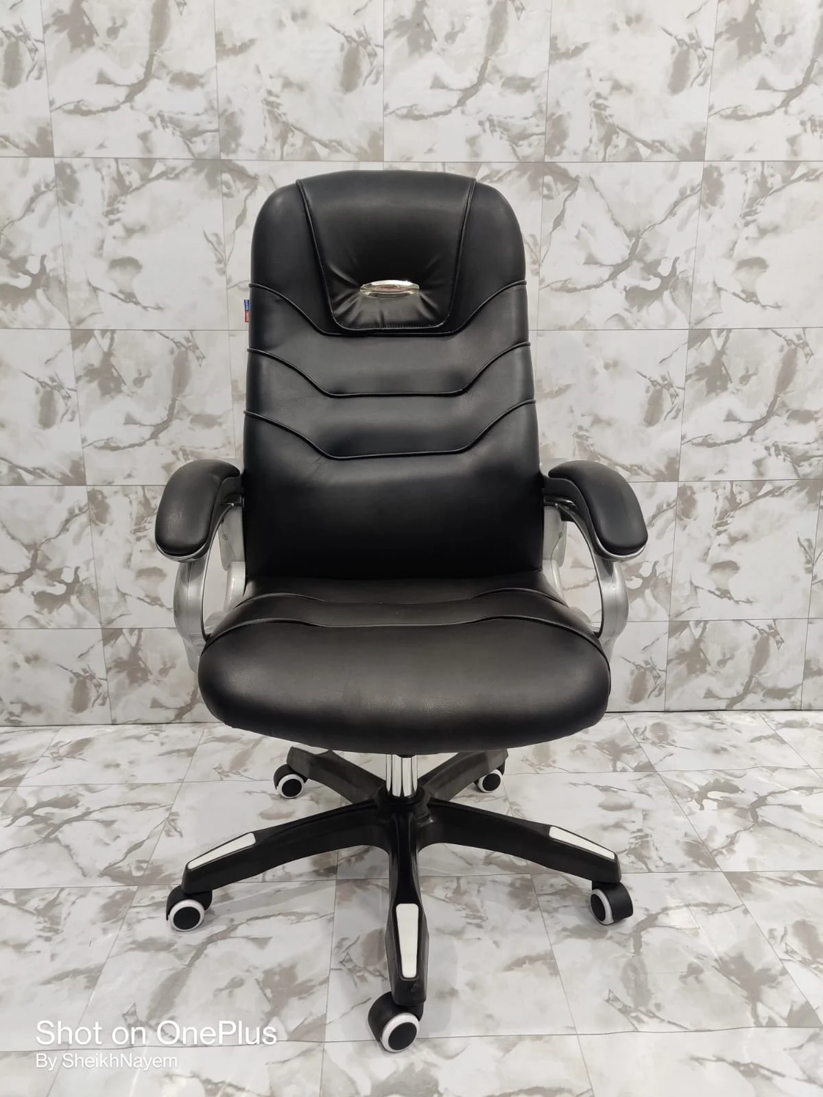 Boss Office Chair – Model: RS-04 (plastic Base) | Size: L - Image 3